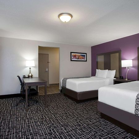 La Quinta Inn By Wyndham Roanoke Salem Exterior photo